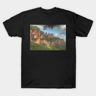 The Three Sisters ... with leaves T-Shirt